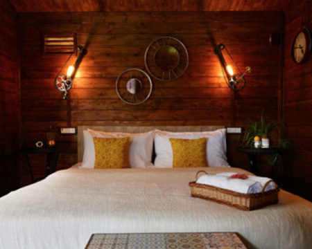 Anchaviyo Resorts Palghar Log Cabin Room